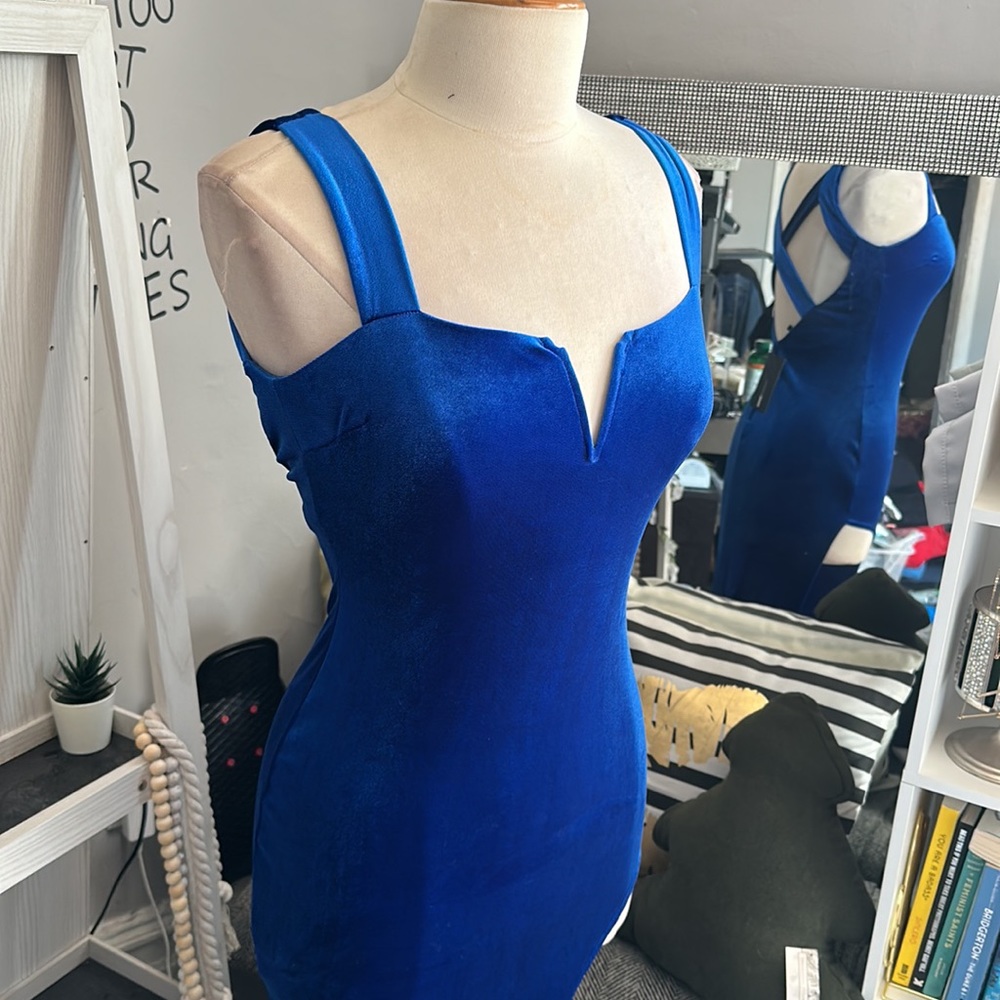 FashionNova | Gorgeous maxi dress size medium - Picture 8 of 9